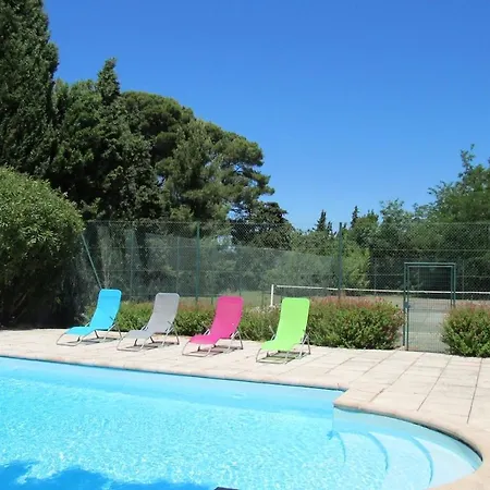 Dans Les Corbieres Avec Piscine Et Tennis *